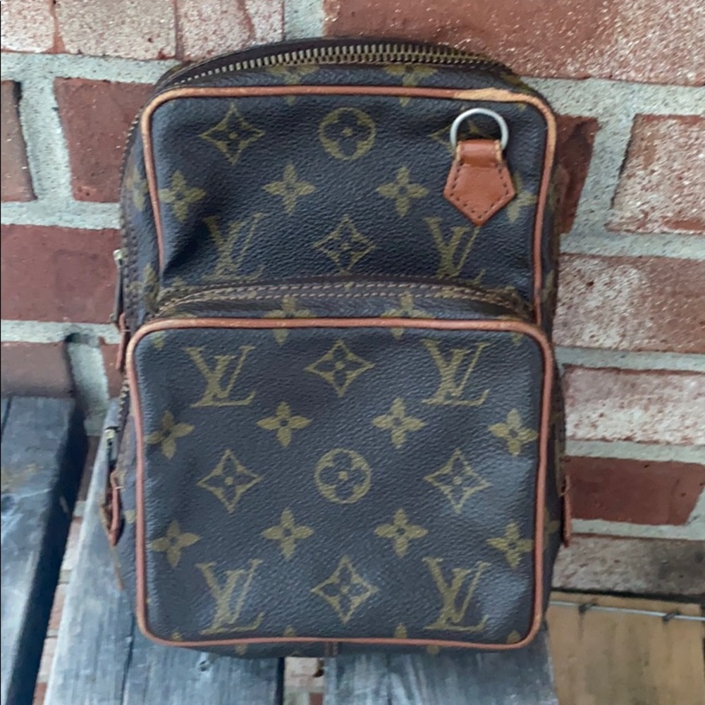 Cute Little Louie 100% authentic